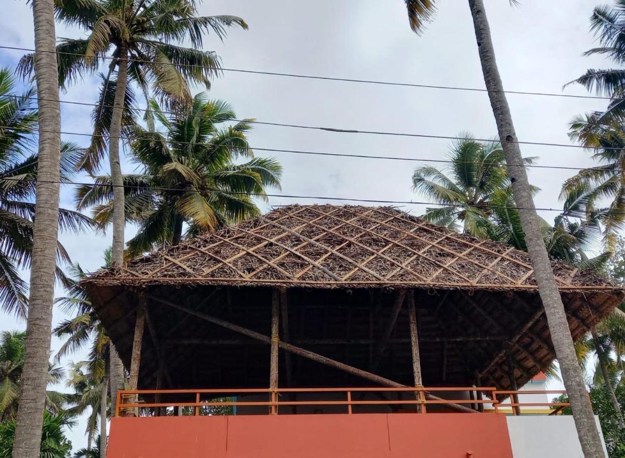 Madhav Mansion Beach Resort Varkala Extérieur photo