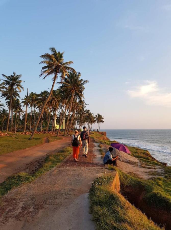 Madhav Mansion Beach Resort Varkala Extérieur photo