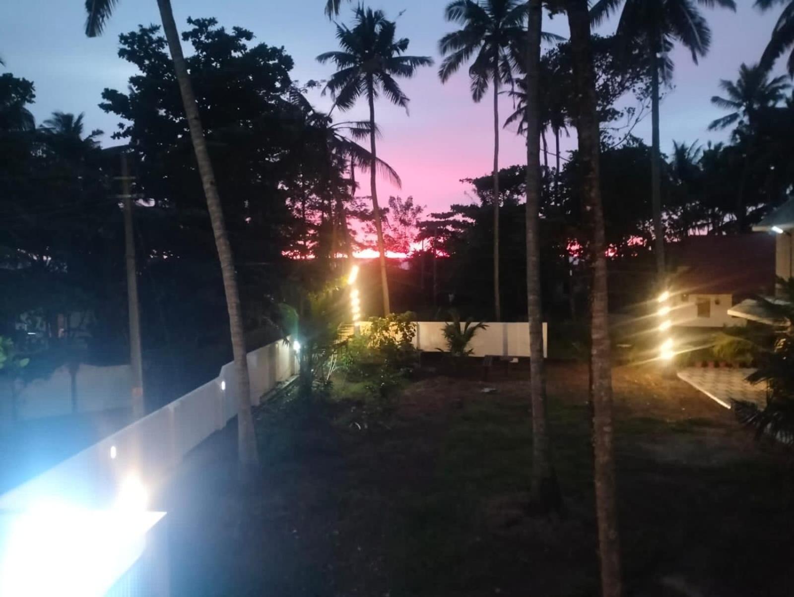 Madhav Mansion Beach Resort Varkala Extérieur photo